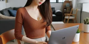 lg-notebook-with-girl-korean